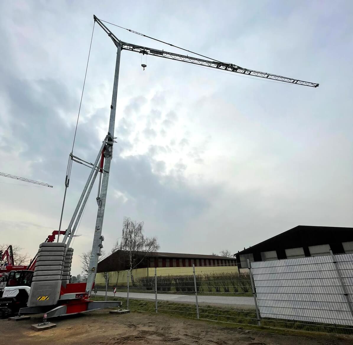 E 27.85 Turmdrehkran